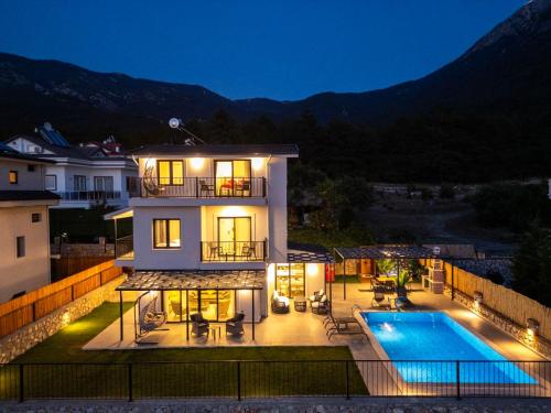 Vip Villa Kleopatra Oludeniz — 4-Star Luxury Hotel in Oeluedeniz, Turkey