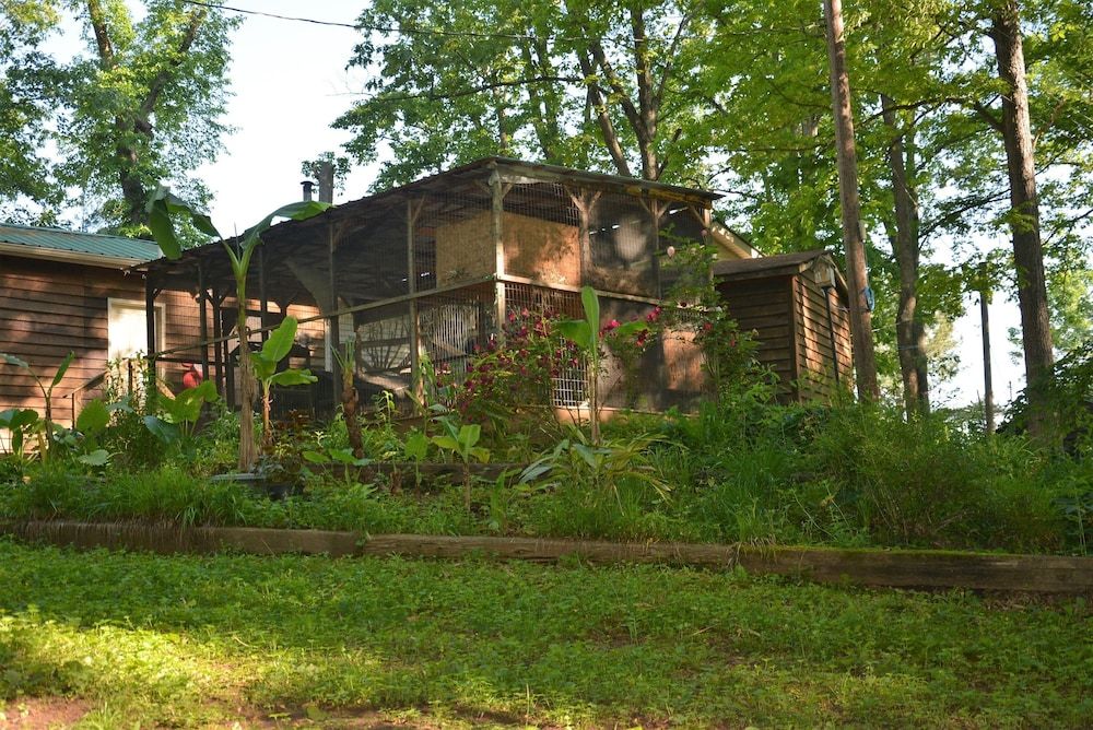 Lost Lodge Resort — Somerset