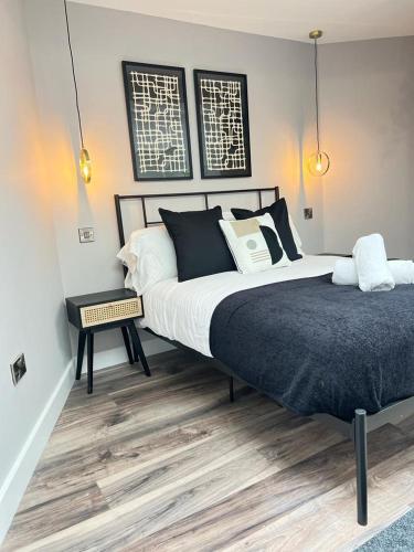 Modern spacious Belfast city stay free parking — 4-Star Luxury Hotel in Belfast, United Kingdom