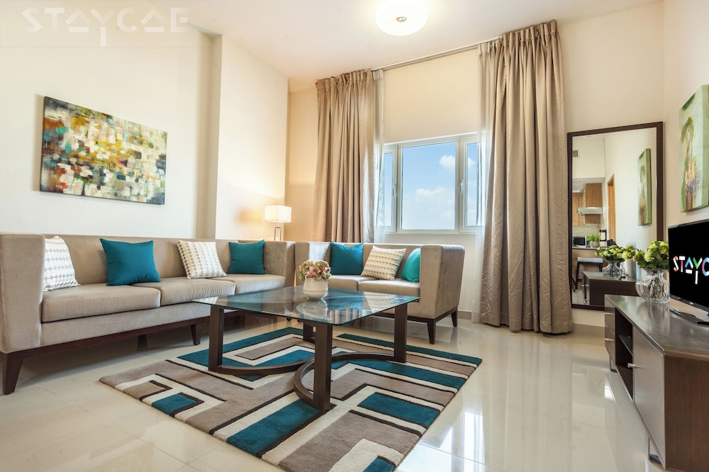 Staycae Holiday Homes Suburbia — 4-Star Luxury Hotel in Dubai, United Arab Emirates