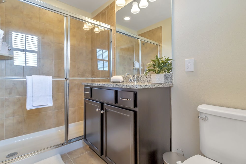 Solterra Resort 7BD Brand New Pool Home #7st565 - photo 17