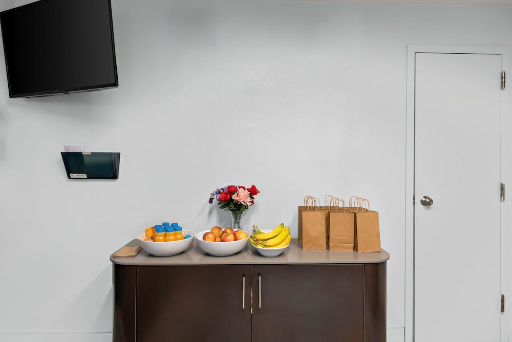 Motel 6 Bangor - photo 4