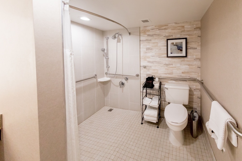 Embassy Suites by Hilton Lexington Green - photo 38
