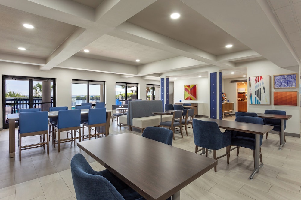 Holiday Inn Express Hotel & Suites Tampa Rocky Point Island by IHG - photo 29