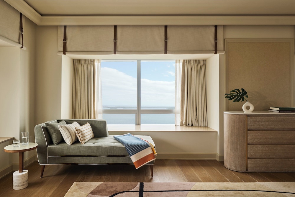 Four Seasons Hotel Miami - photo 23