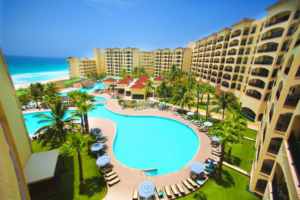 The Royal Caribbean An All Suites Resort