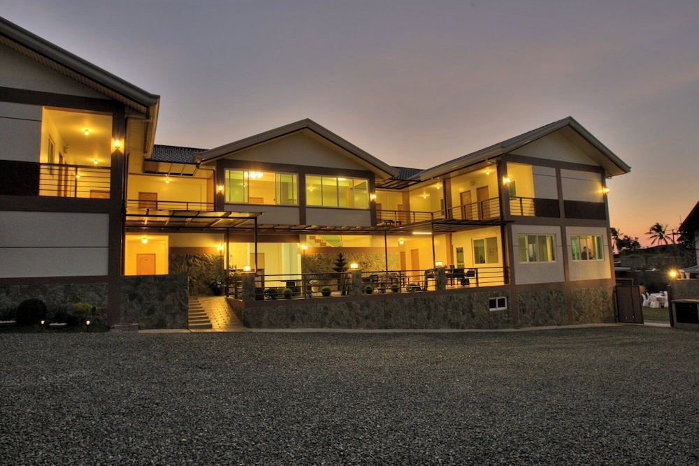 Hanan Hotel Tagaytay in Tagaytay, Philippines