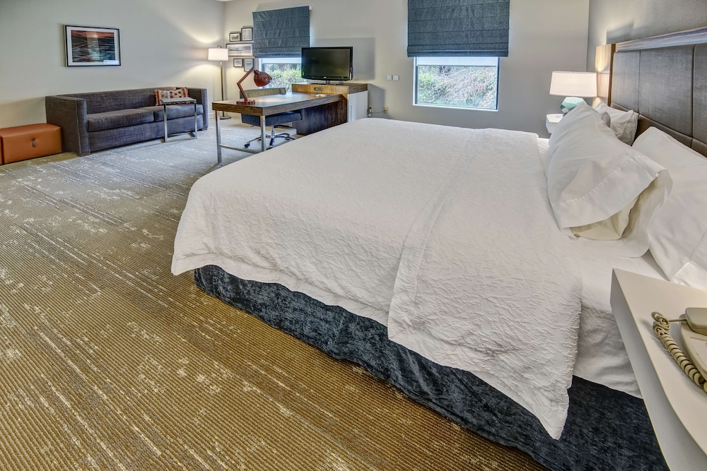 Hampton Inn & Suites Fort Myers Estero FGCU - photo 23