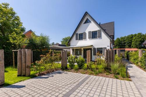 Ferienhaus Strandkajüte — carbon neutral stay, Zingst
