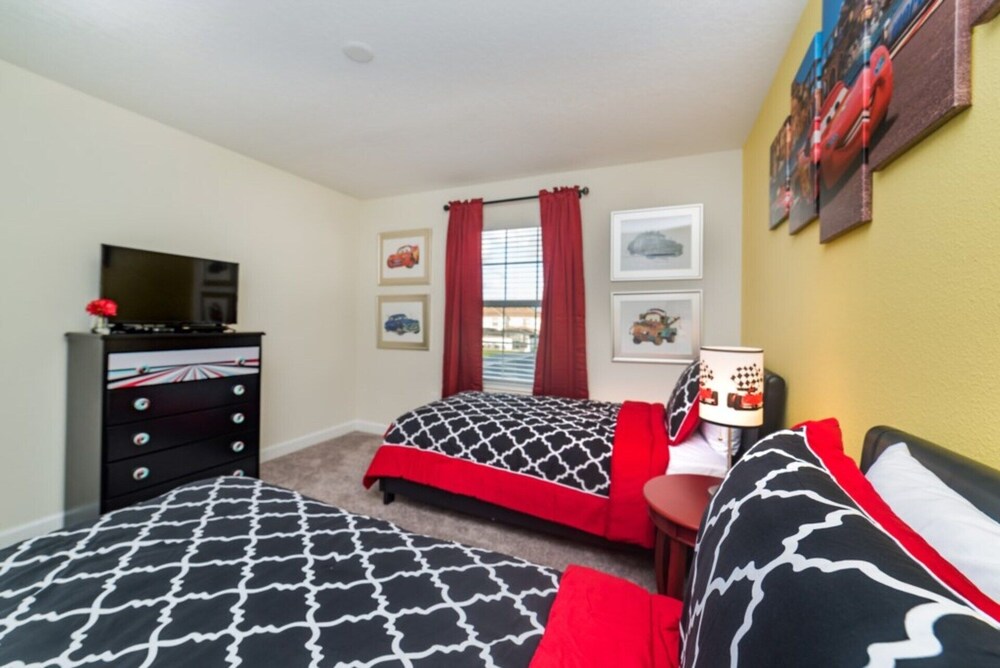 Rent a Luxury Townhome on Storey Lake Resort Minutes From Disney Orlando Townhome 1004 - photo 5