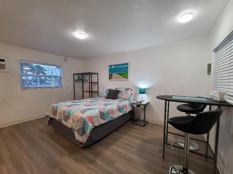 Sun Island Motel - photo 47