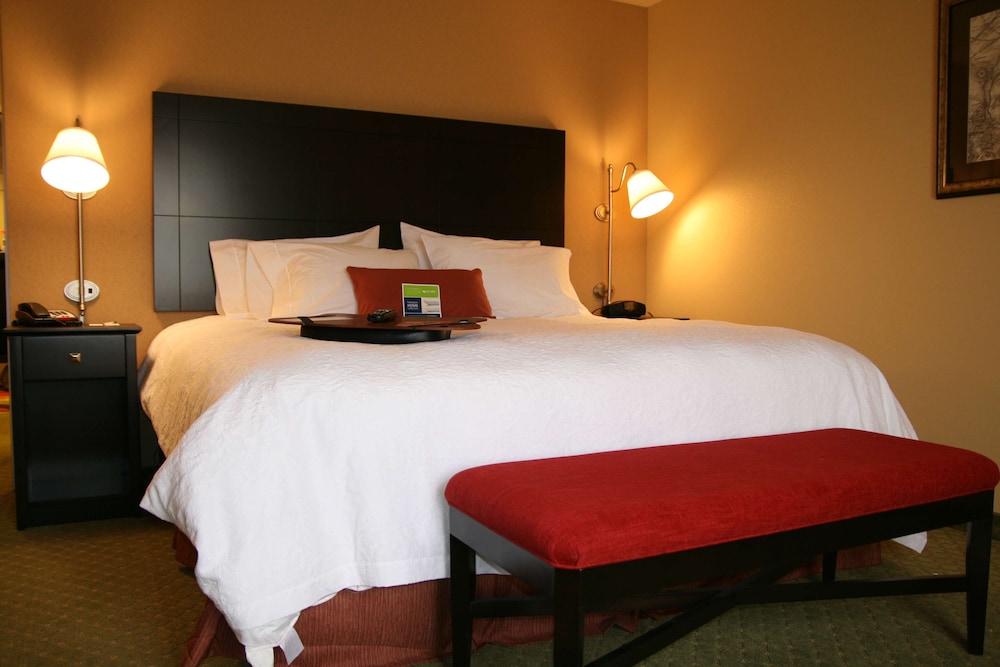 Hampton Inn Jacksonville Anniston Area - photo 15