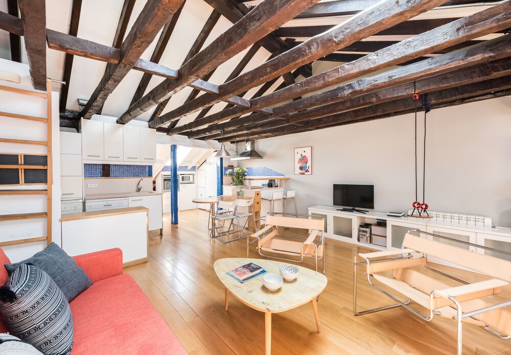 Loft Newman - carbon neutral hotel in Madrid
