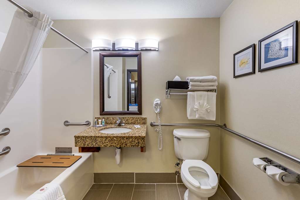 Comfort Inn & Suites Gillette near Campbell Medical Center - photo 36