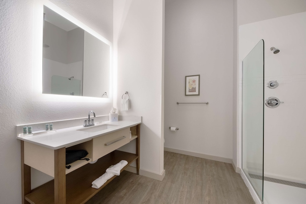 Best Western Bandera Suites & Saloon - photo 24