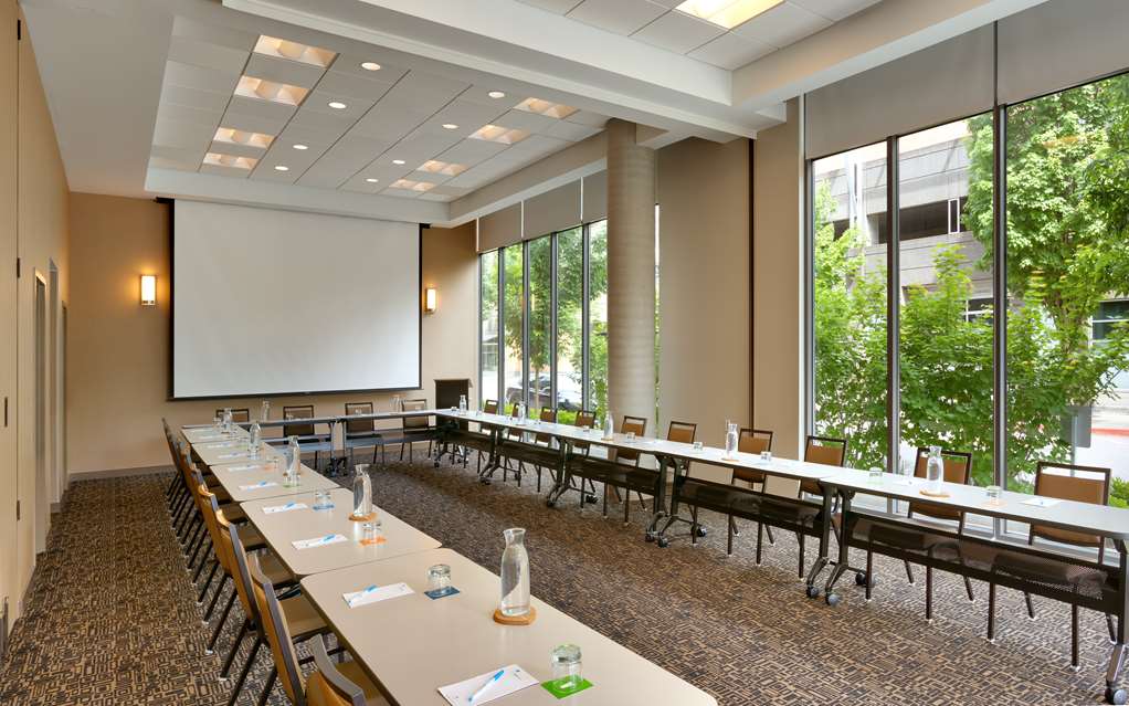 Hyatt House Portland Downtown - photo 81