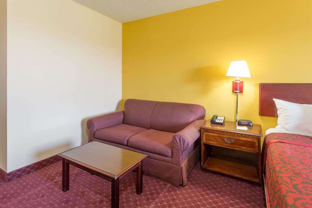 Days Inn by Wyndham Tappahannock - photo 6