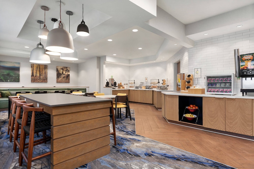 Fairfield Inn by Marriott Visalia Sequoia - photo 21