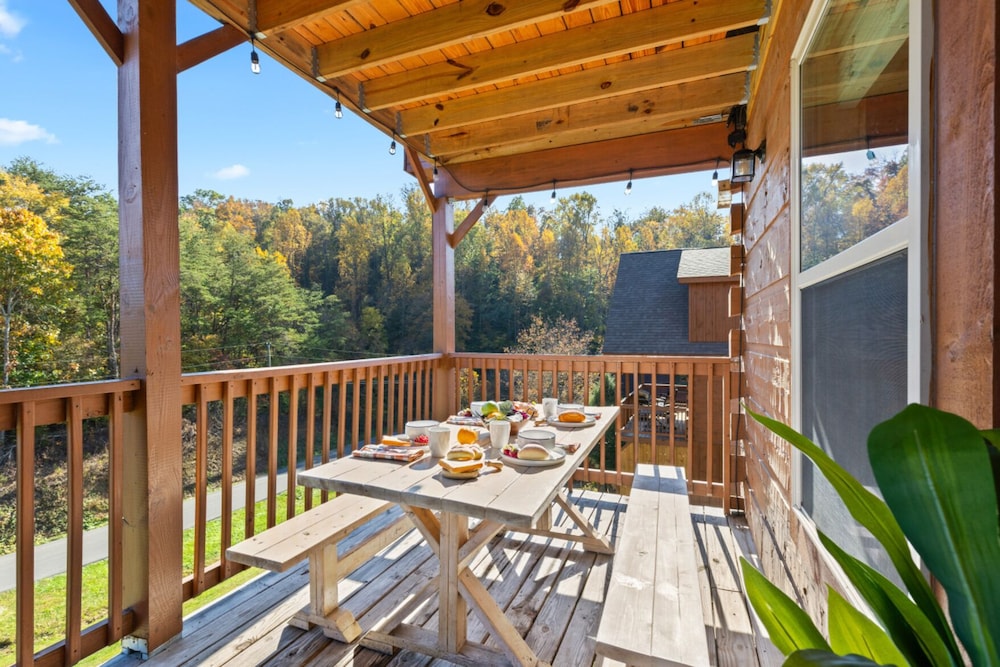 Enchanted Forest Hideaway by Ghosal Luxury Lodging - photo 14