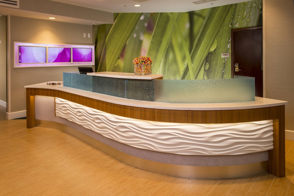Springhill Suites Gaithersburg - photo 2