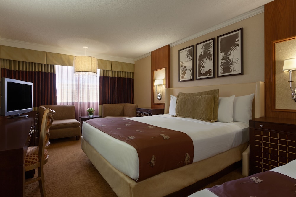 Harrah's Casino Hotel Reno - photo 9