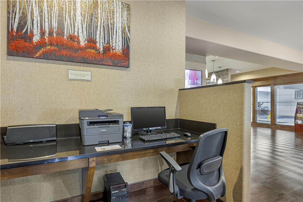 Best Western Plus Prairie Inn - photo 50