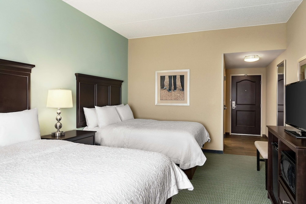 Hampton Inn & Suites Mount Joy Lancaster West - photo 16