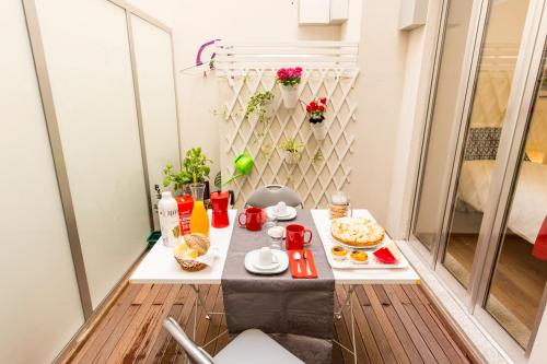 Opo Arte Apartment with terrace and A C — 4-Star Luxury Hotel in Porto, Portugal