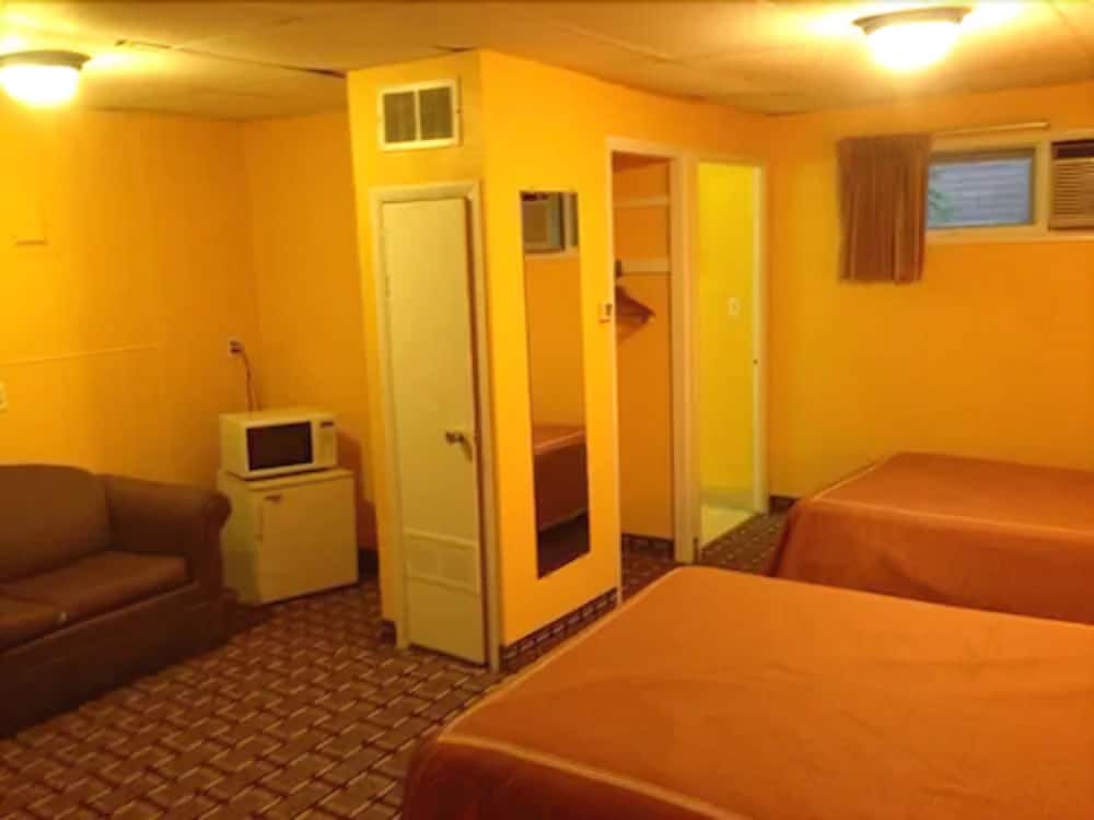 Red Carpet Inn Niagara Falls - photo 32
