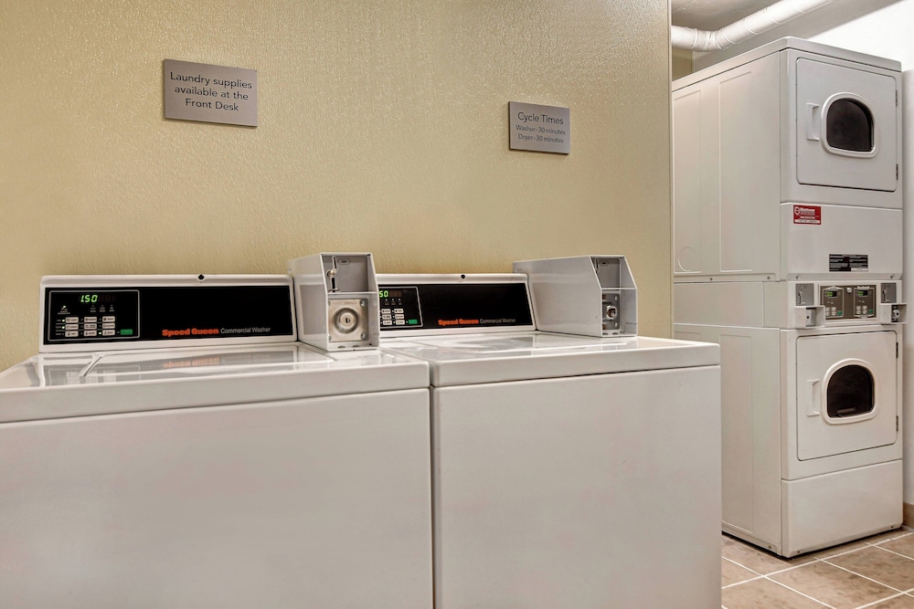 Courtyard by Marriott Pasadena Old Town - photo 48