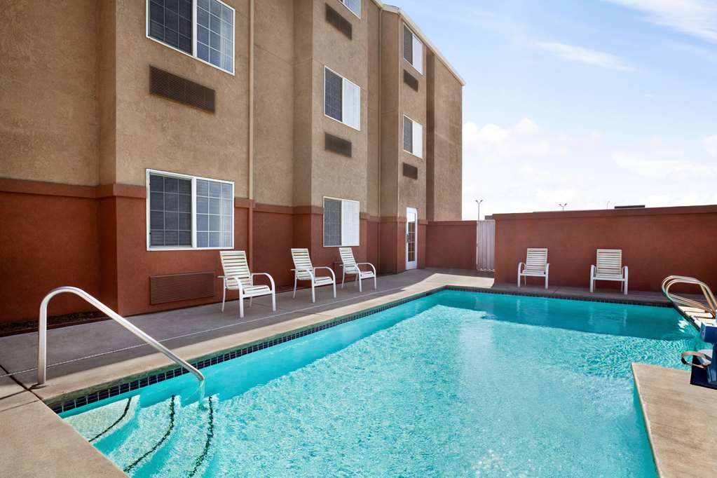 Microtel Inn & Suites by Wyndham Lodi North Stockton - photo 5