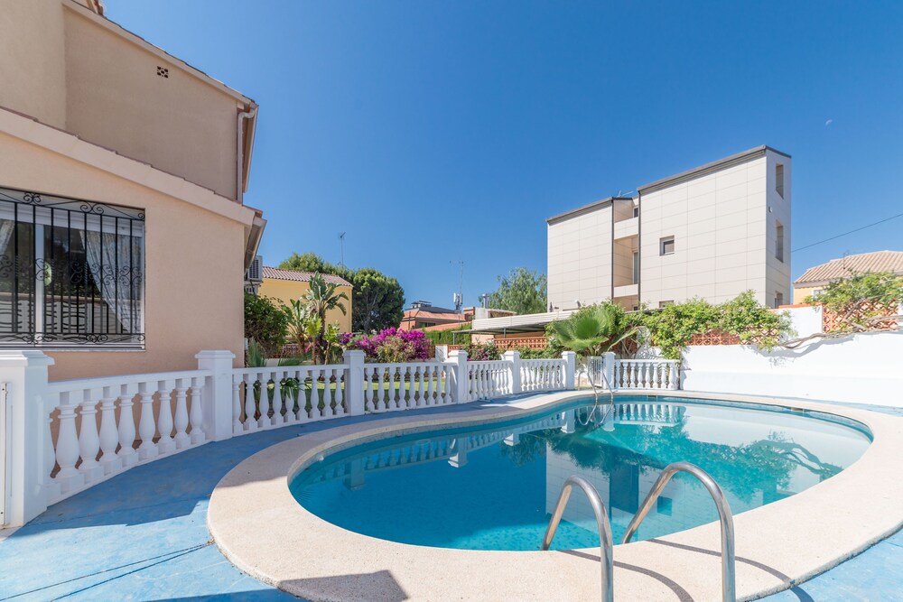 Travel Habitat Villa Benicassim — 4-Star Luxury Hotel in Benicassim, Spain