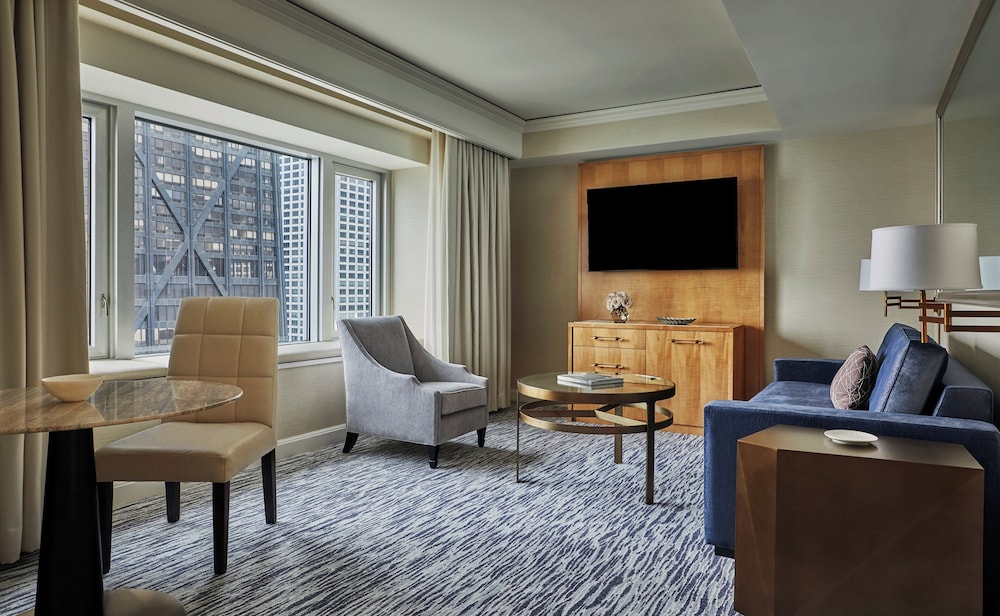 Four Seasons Hotel Chicago - photo 35
