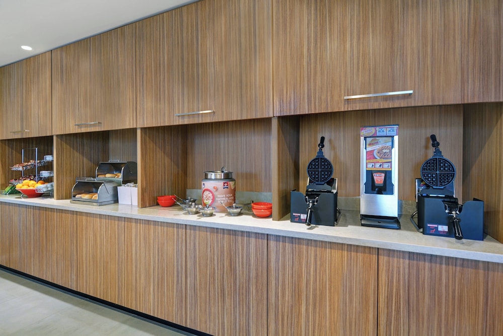 TownePlace Suites by Marriott Indianapolis Downtown - photo 47