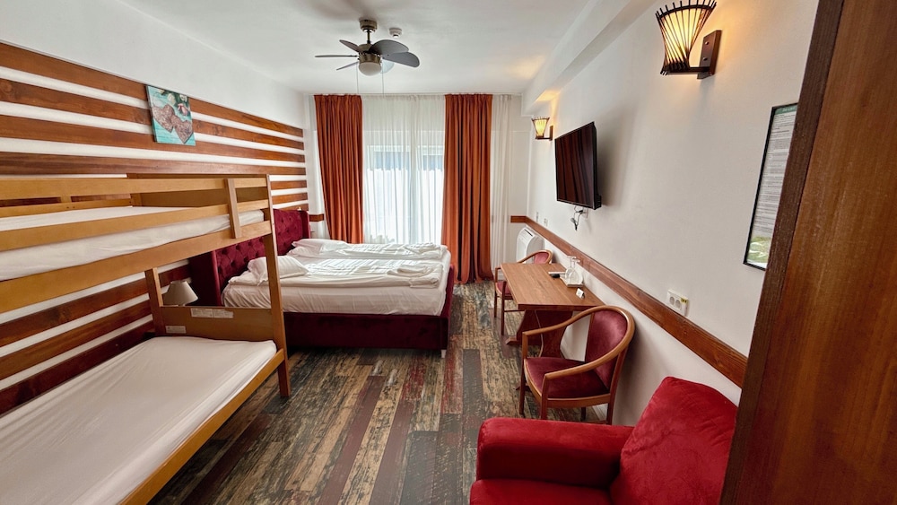 Cabana Sura Getilor Arinis in Gura Humorului, Romania