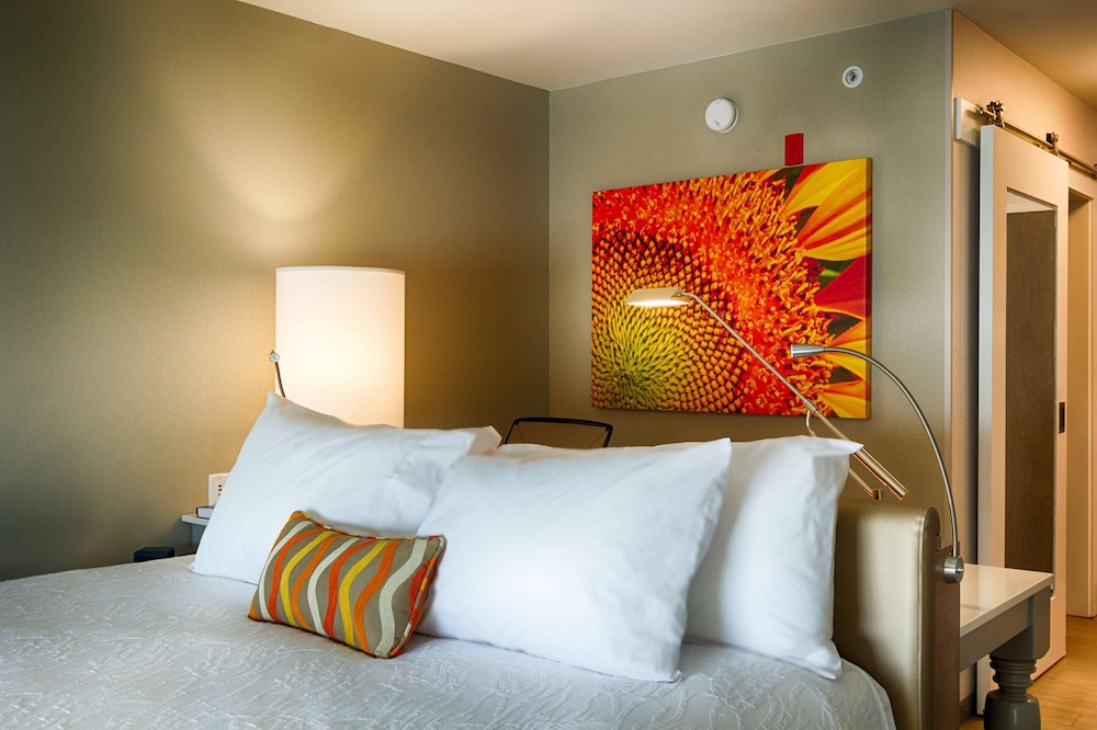 Hilton Garden Inn Salina - photo 14