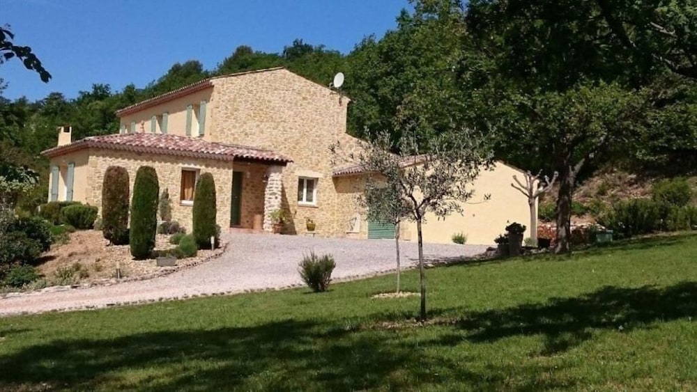 Domaine De JI — hotel in Montpezat-De-Quercy
