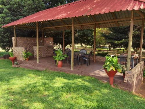 Lunford Garden Cottage — 4-Star Luxury Hotel in Pretoria, South Africa