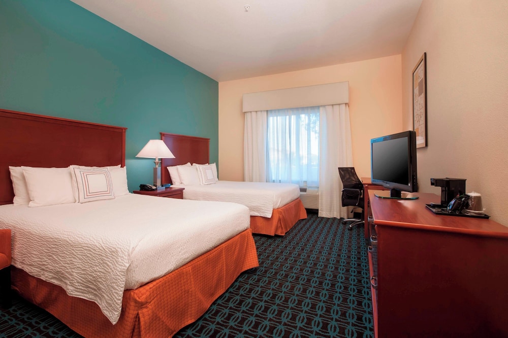 Fairfield Inn & Suites by Marriott El Centro - photo 8