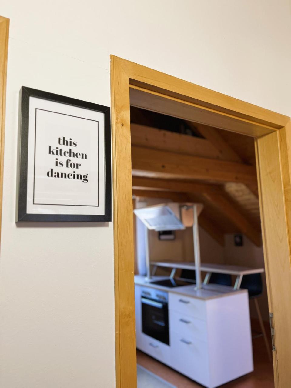 Deti’s Ferienwohnung — Andernach — photo 4