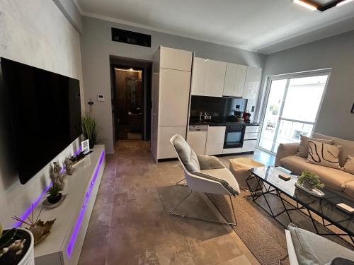 George luxury living — 4-Star Luxury Hotel in Preveza, Greece