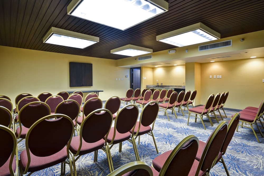 DoubleTree by Hilton Phoenix North - photo 49