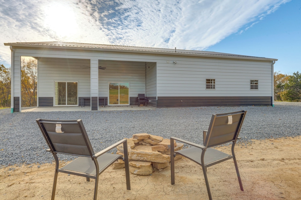Patio Views Country Getaway In Bluegrass Region — Carlisle