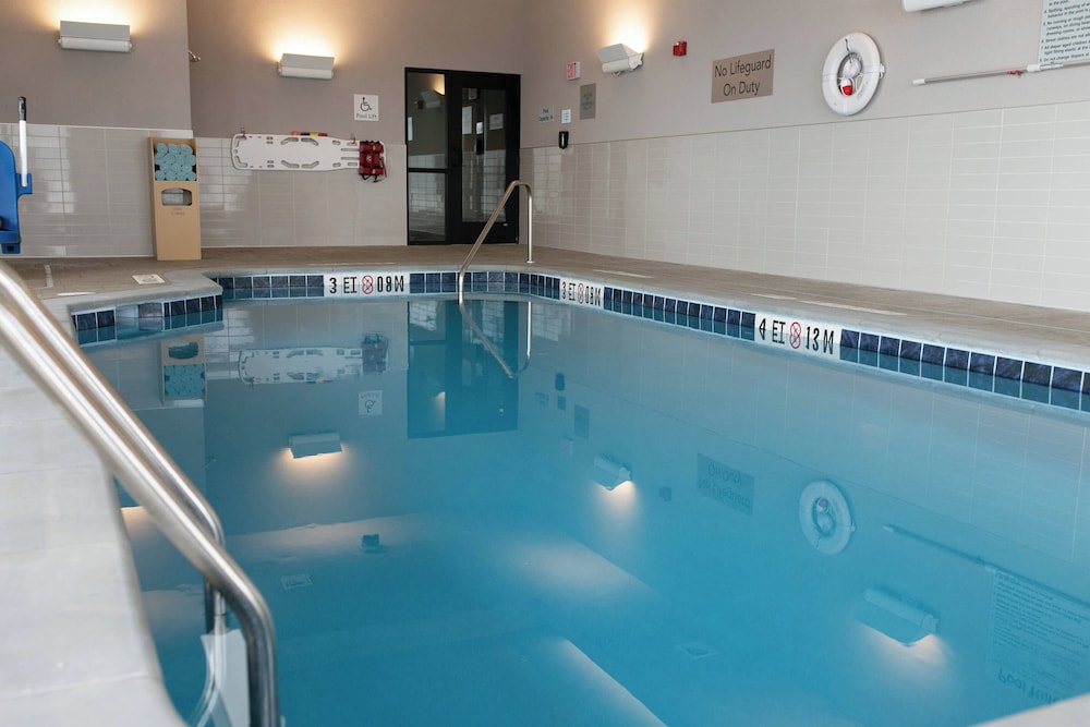 Courtyard by Marriott Elkhart - photo 14