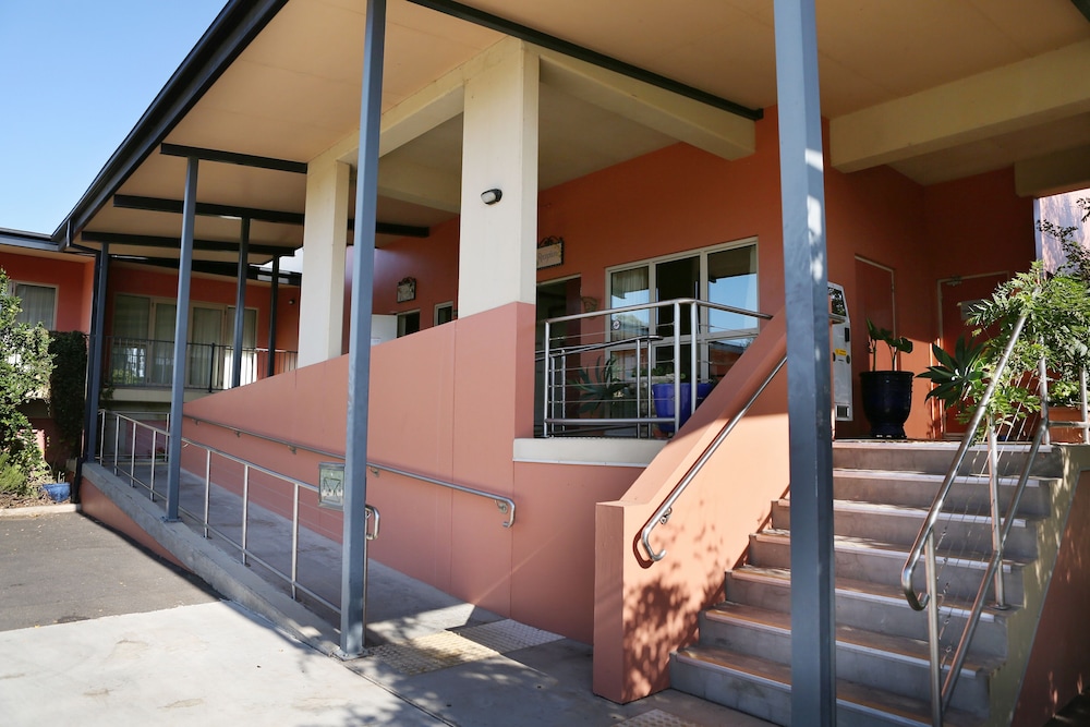 Forbes Victoria Inn — hotel in Forbes