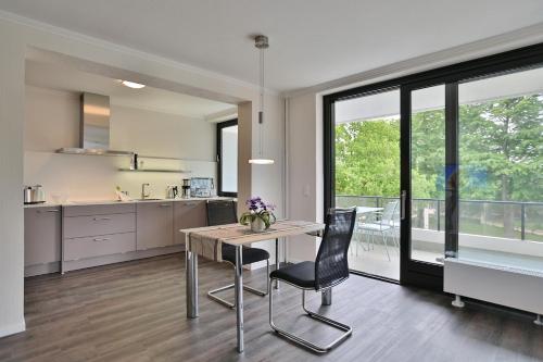 Haus Stranddistel Stranddistel Appartement 2 — 4-Star Luxury Hotel in Scharbeutz, Germany