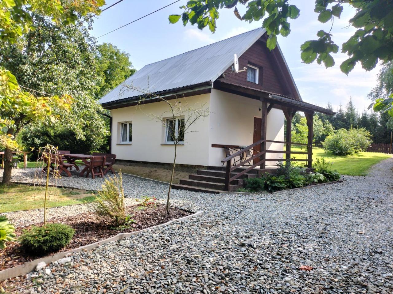 Domek Całoroczny Pod Bieszczadzkim Aniołem in Ustrzyki Dolne, Poland