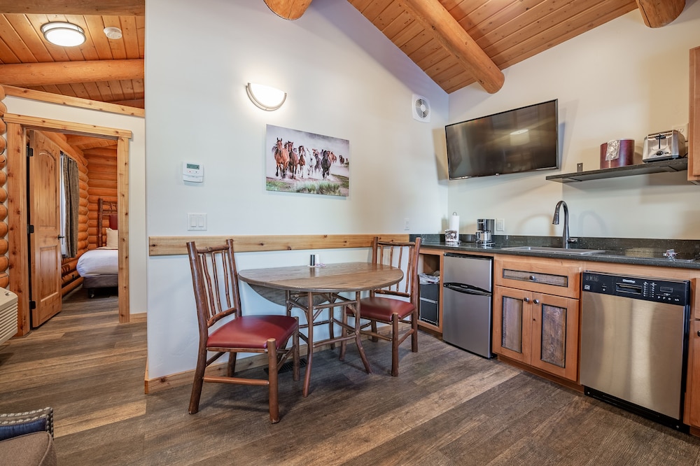 Cowboy Village Resort - photo 19