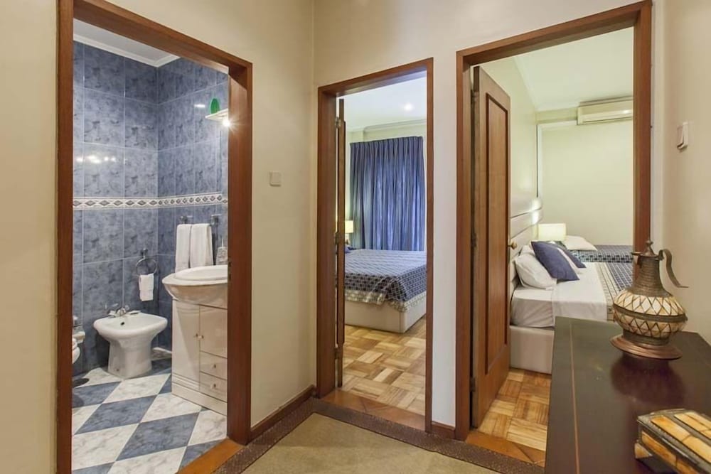 Oak Valley Flats Porto Santa Catarina — 4-Star Luxury Hotel in Porto, Portugal
