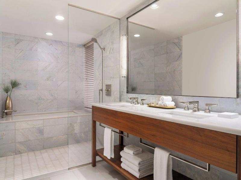 The Ritz Carlton Residences Waikiki Beach - photo 332